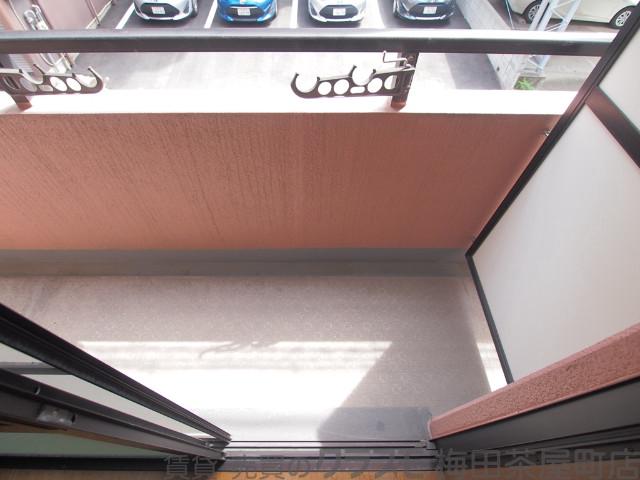 21/30 バルコニー