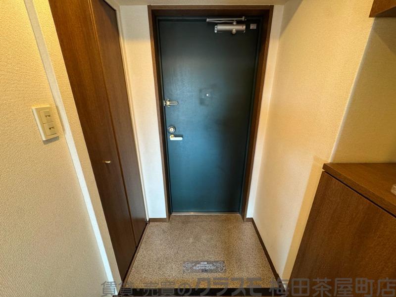 14/30 玄関