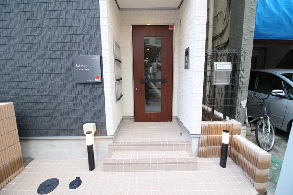 29/30 エントランス