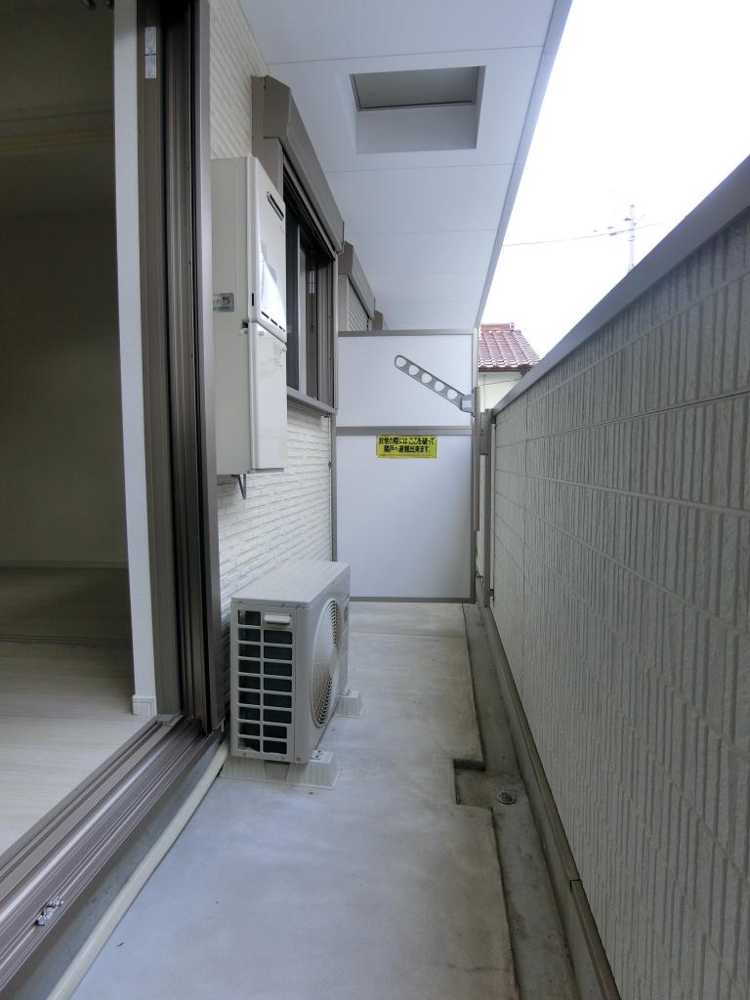 23/30 バルコニー