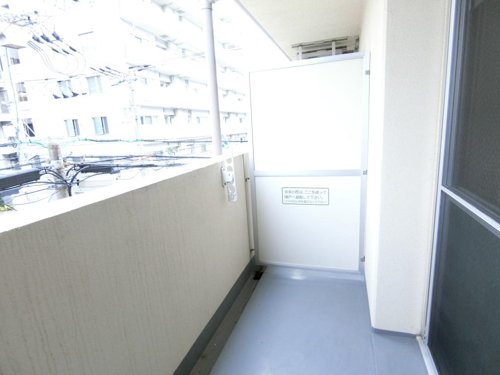 20/30 バルコニー