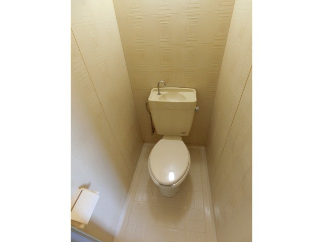 16/30 トイレ