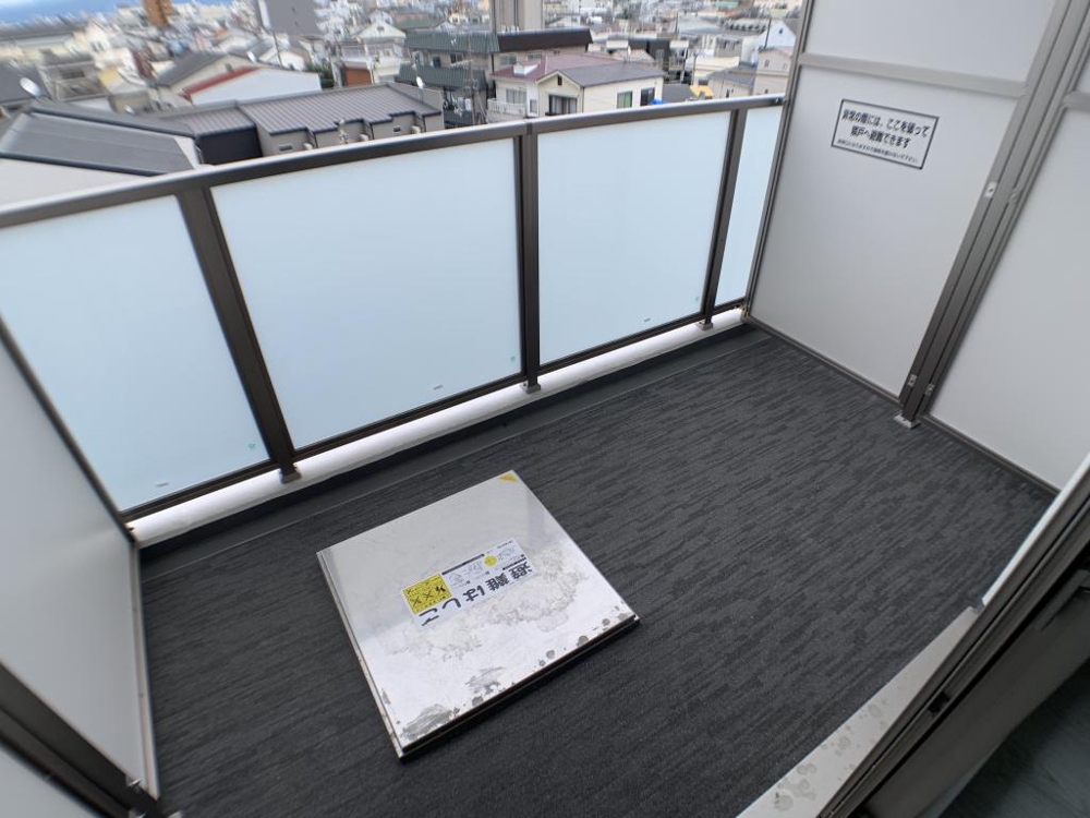 25/30 バルコニー