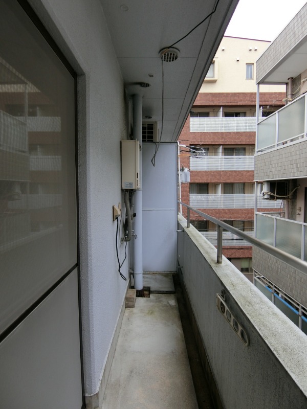 20/30 バルコニー