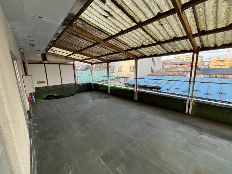 18/28 バルコニー