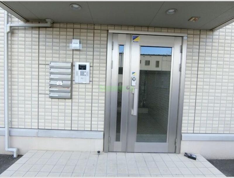 15/21 エントランス