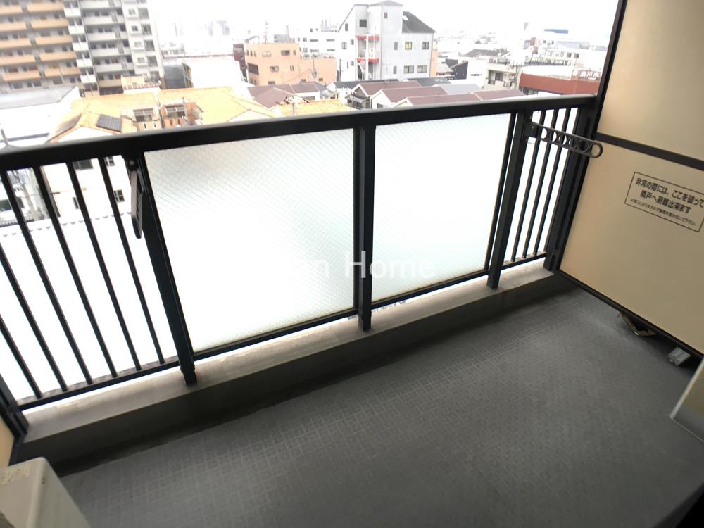 25/30 バルコニー