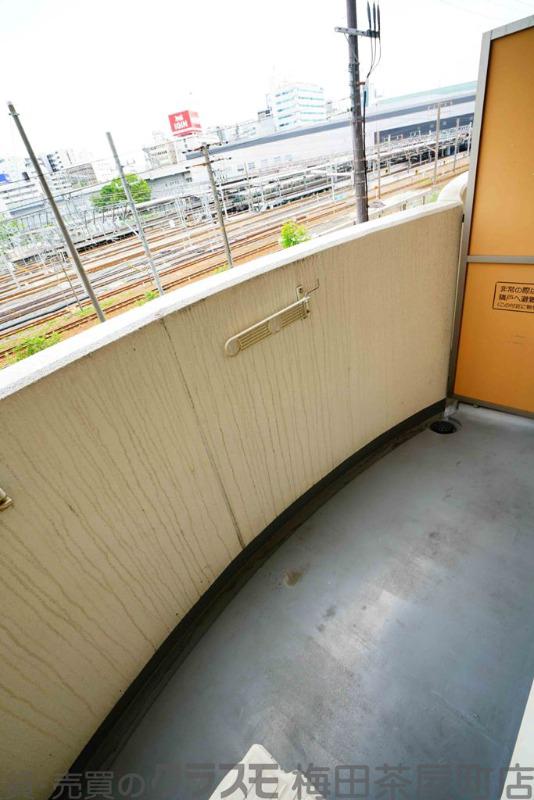 21/30 バルコニー