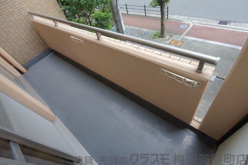 25/30 バルコニー