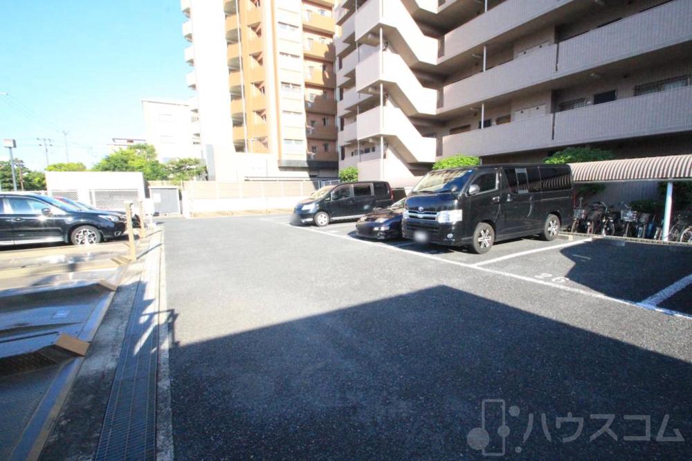 29/30 駐車場