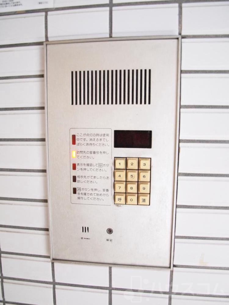 17/29 エントランス