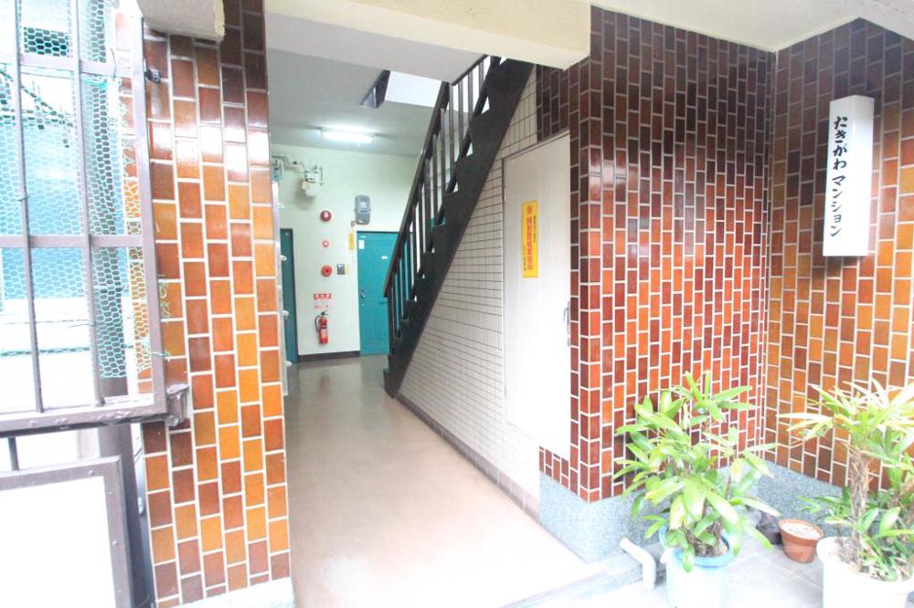 19/29 エントランス