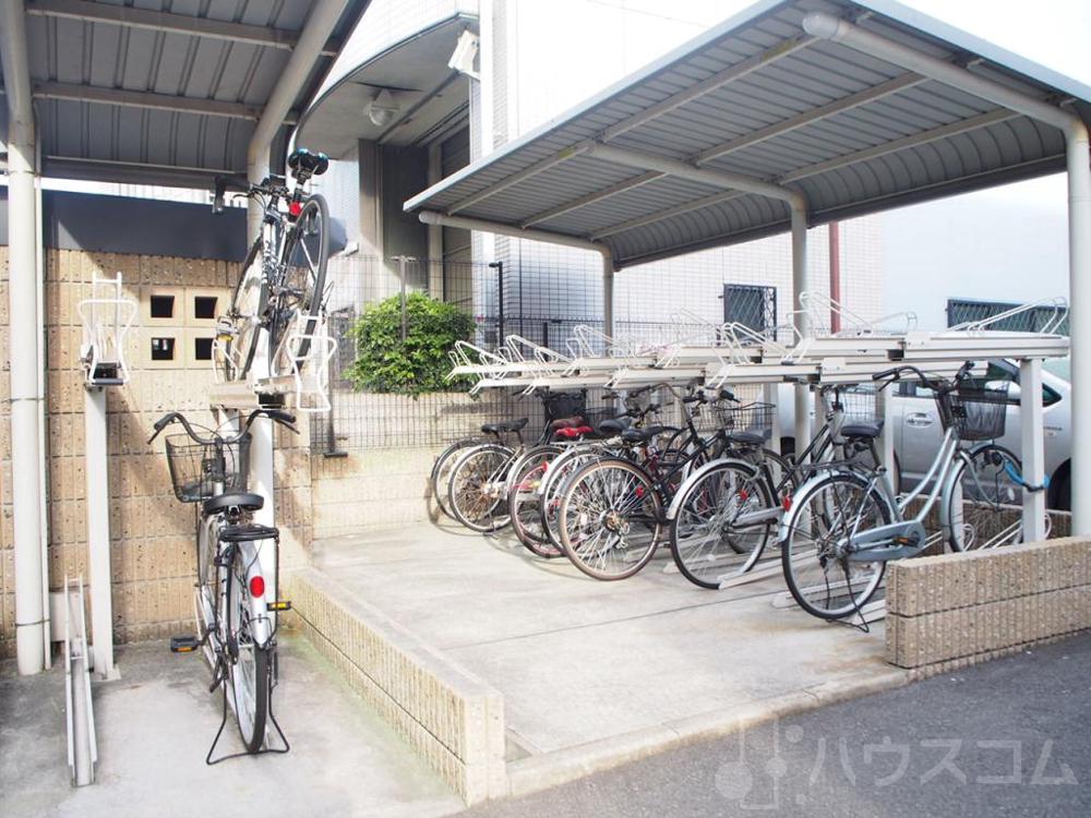 26/30 駐車場