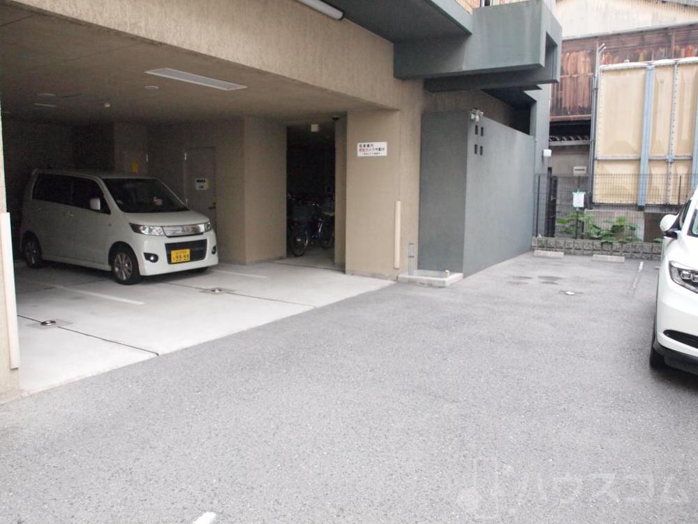 3/5 駐車場