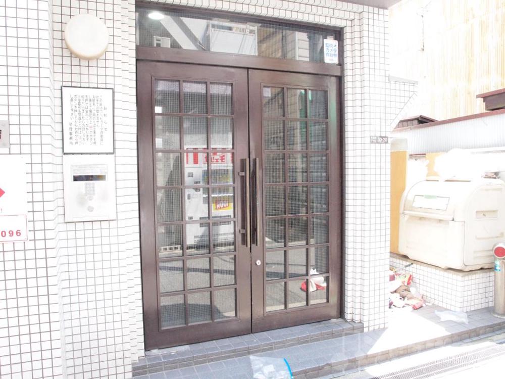 29/30 エントランス