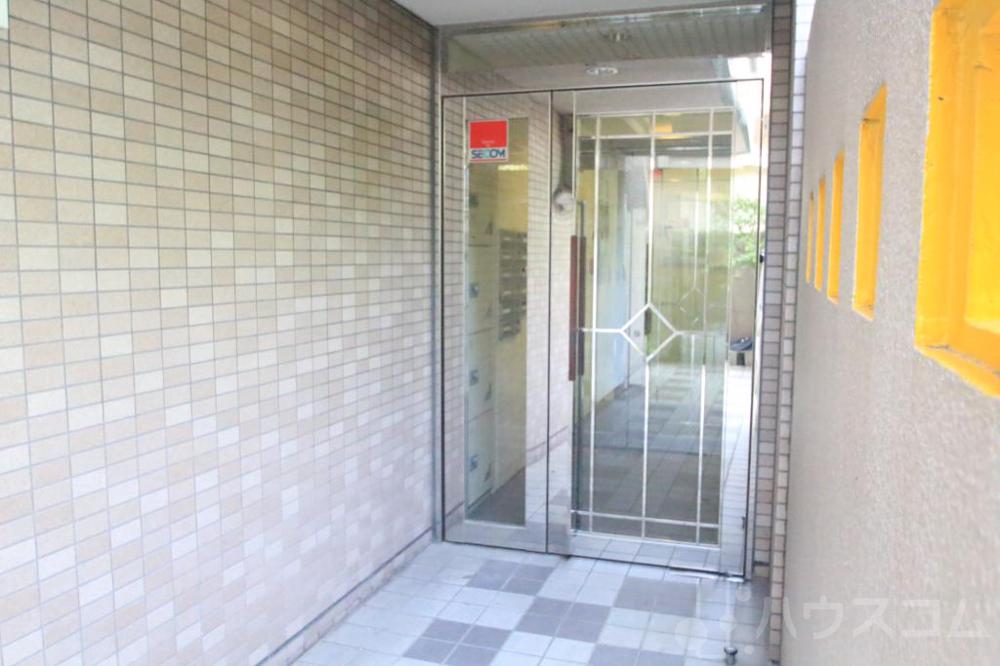 2/5 エントランス