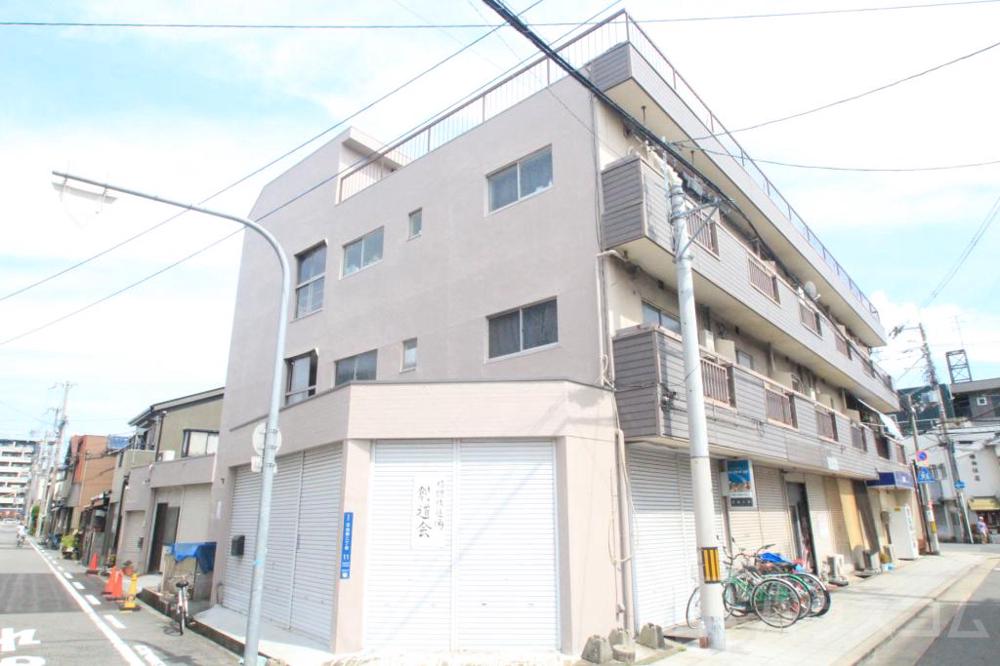 2/30 外観