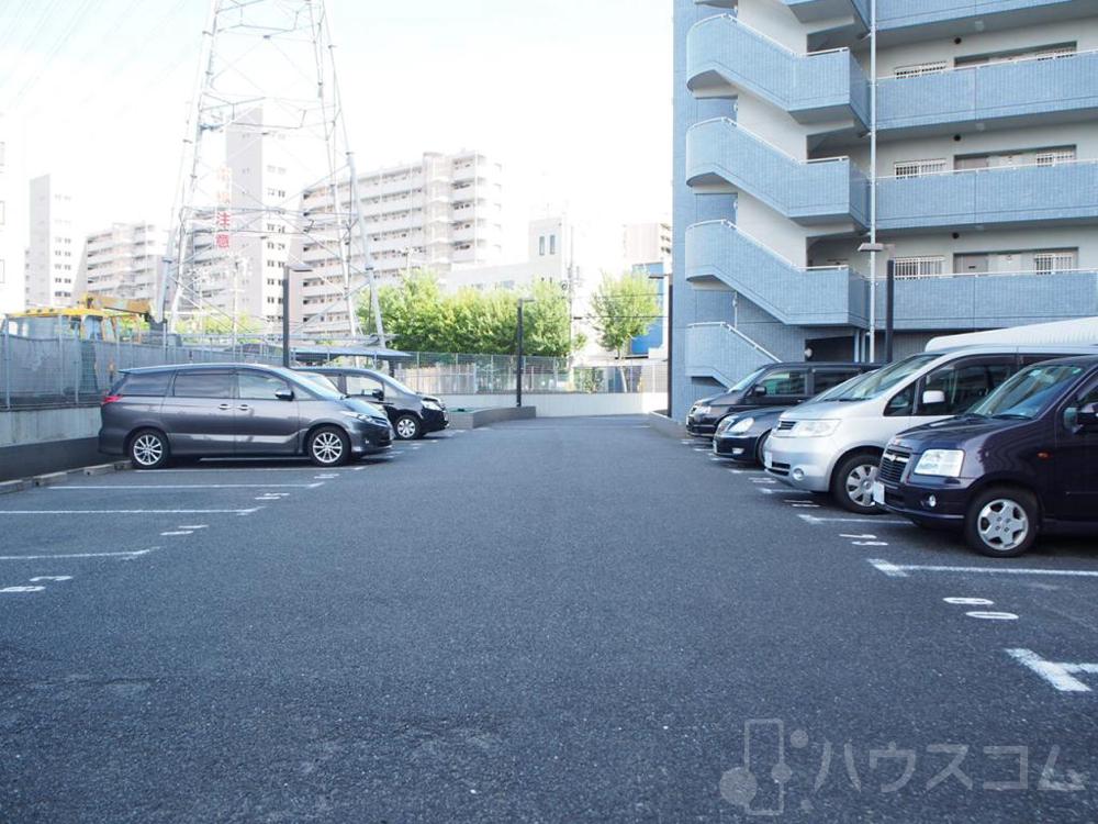 3/5 駐車場