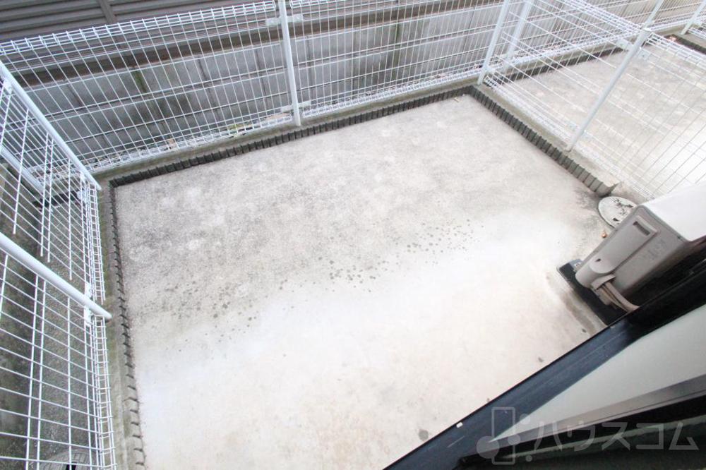 17/30 バルコニー