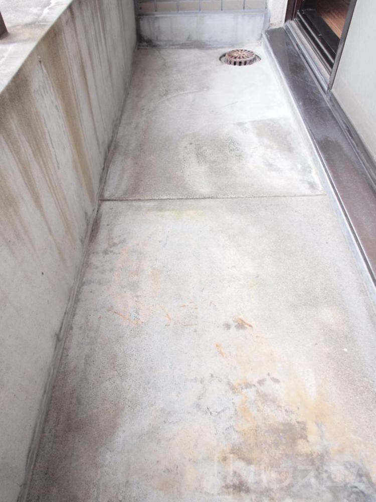 13/30 バルコニー