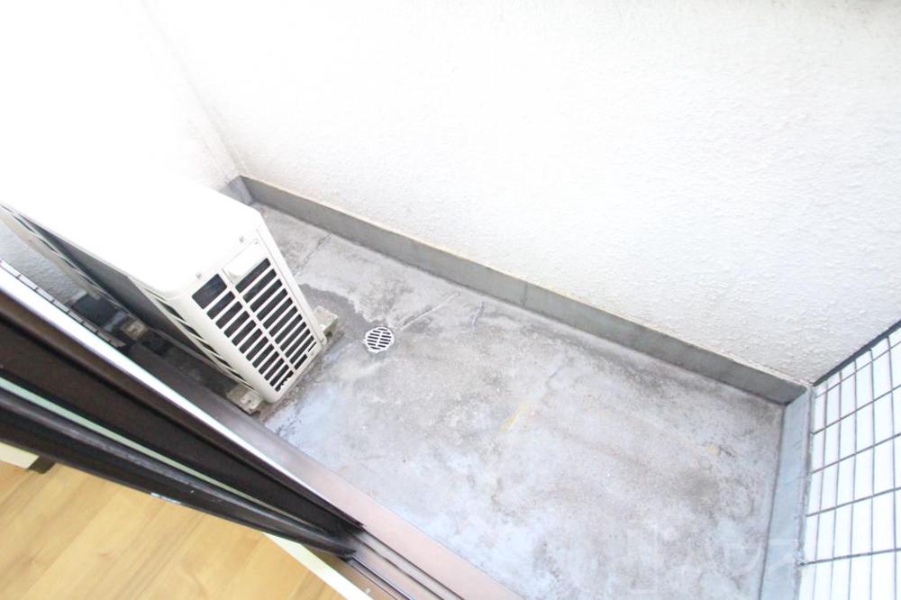 17/30 バルコニー