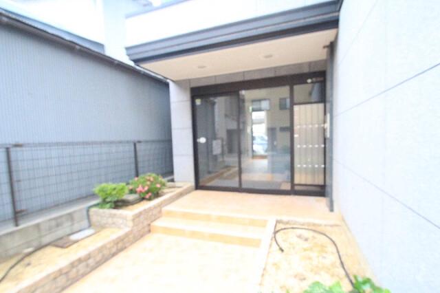 3/5 エントランス