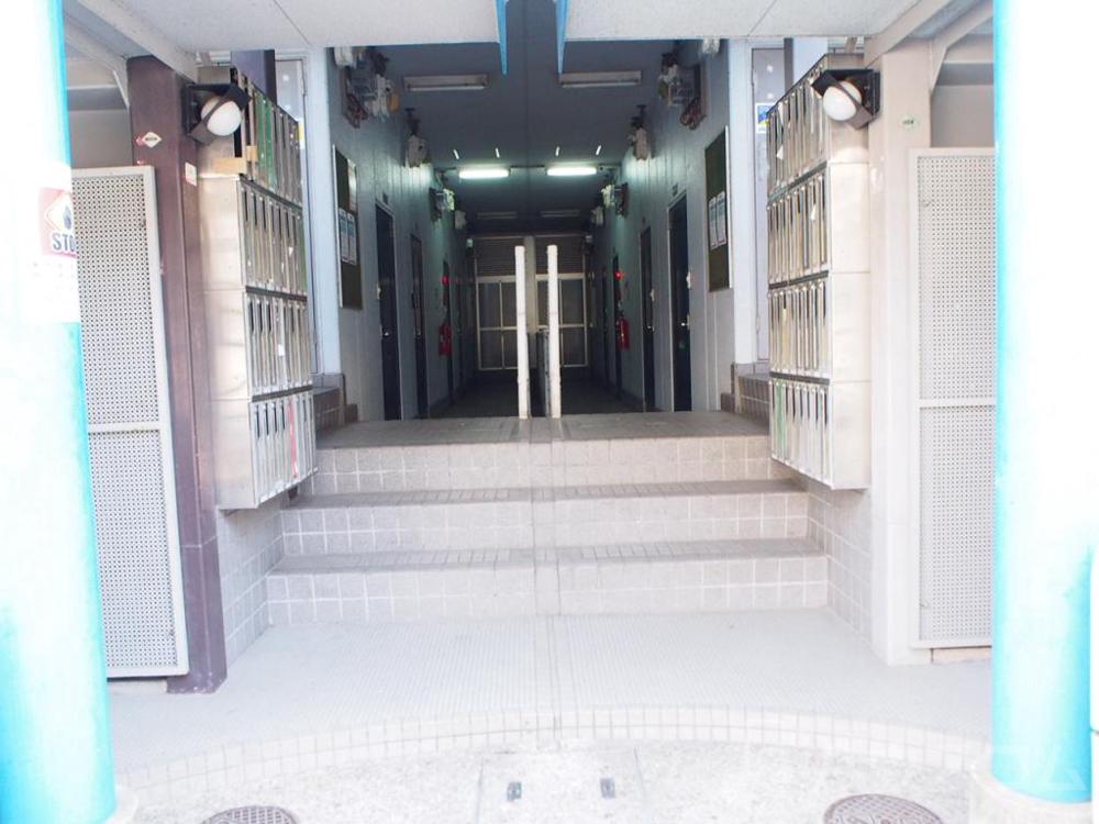 2/8 エントランス