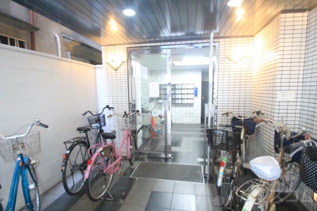 3/8 エントランス