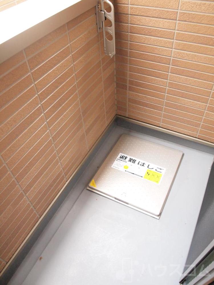 13/30 バルコニー