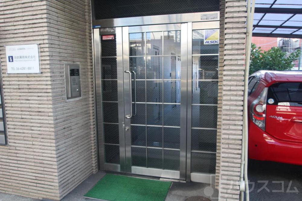 21/27 エントランス