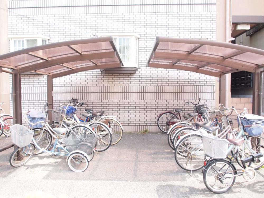 25/30 駐車場