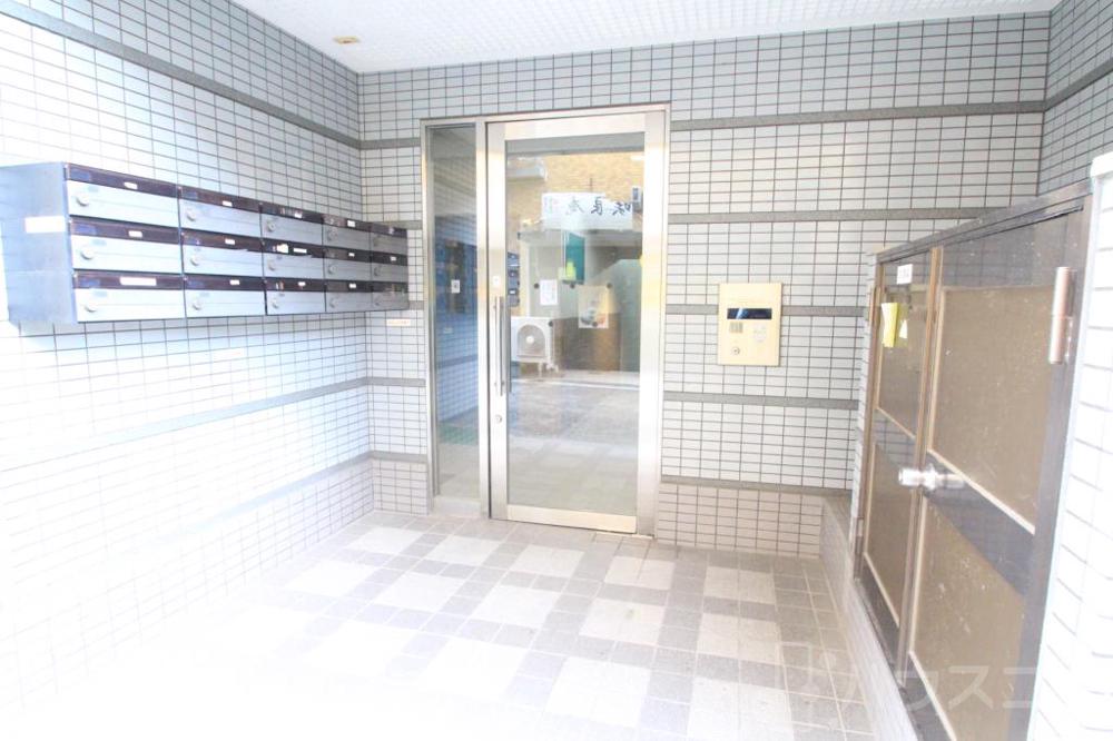 2/6 エントランス