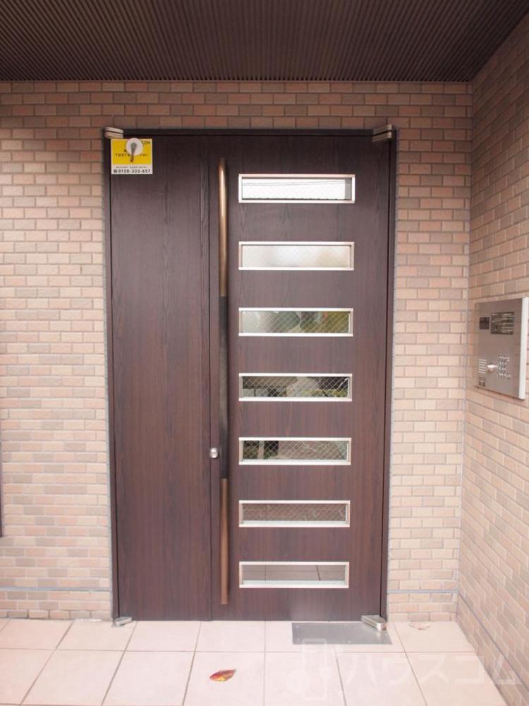 26/30 エントランス