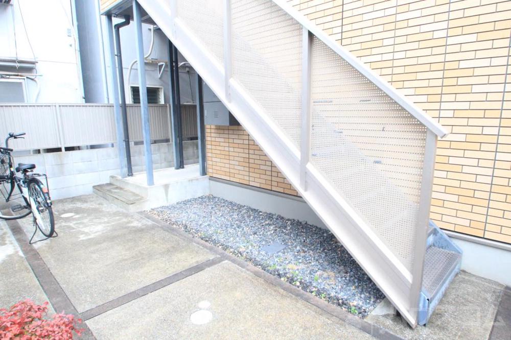 3/7 エントランス