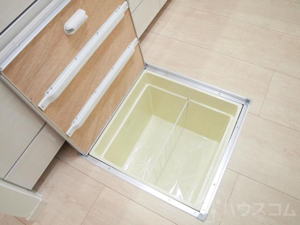 13/30 その他画像