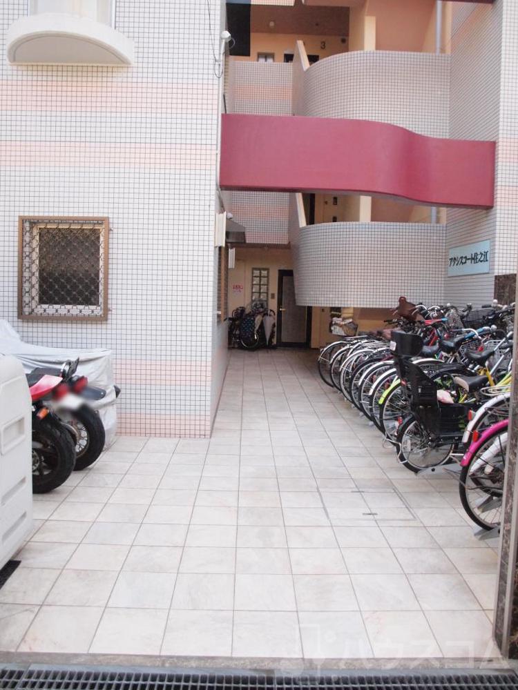 3/7 エントランス