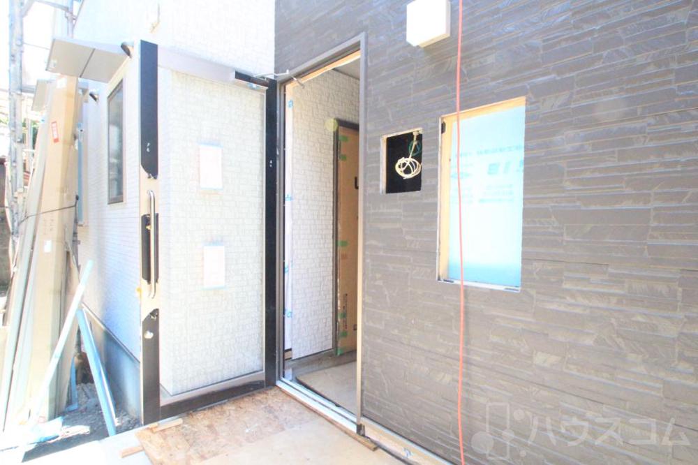 25/30 エントランス