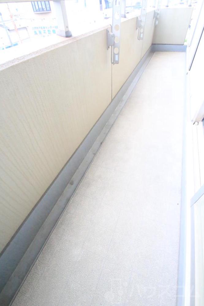 17/30 バルコニー