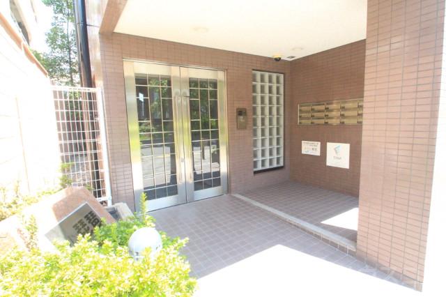 2/5 エントランス