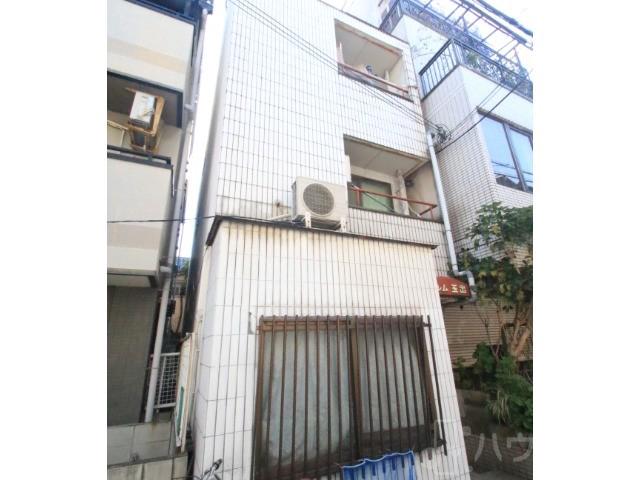 2/8 外観