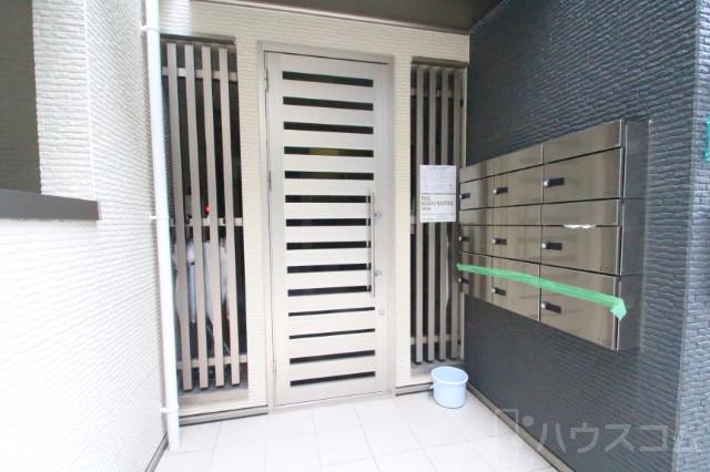 2/4 エントランス