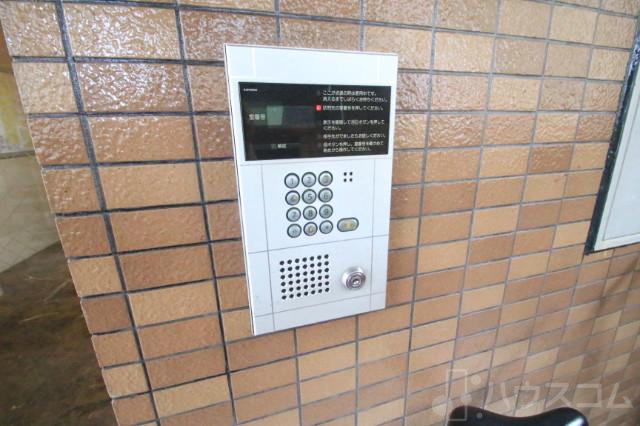 3/7 エントランス