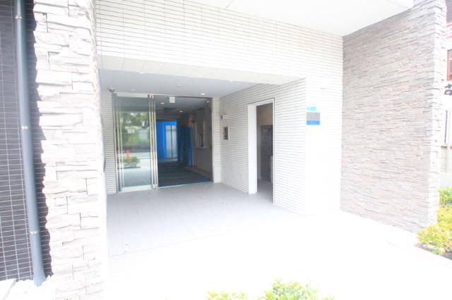 2/5 エントランス