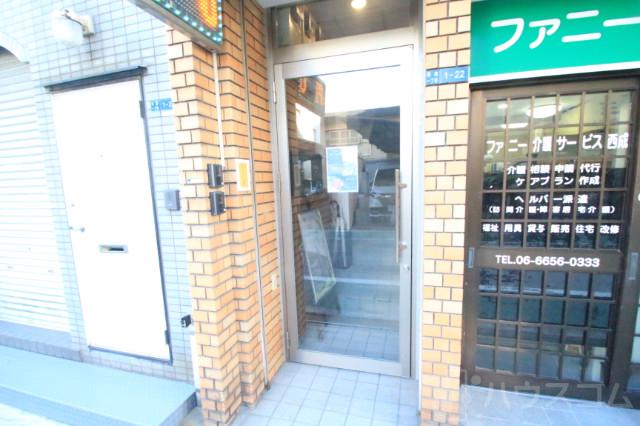 3/10 エントランス