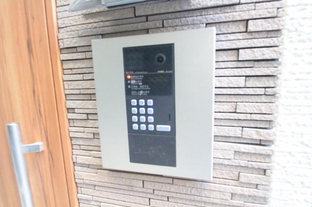 25/30 エントランス