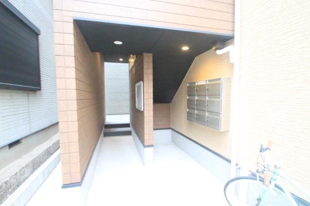 2/5 エントランス