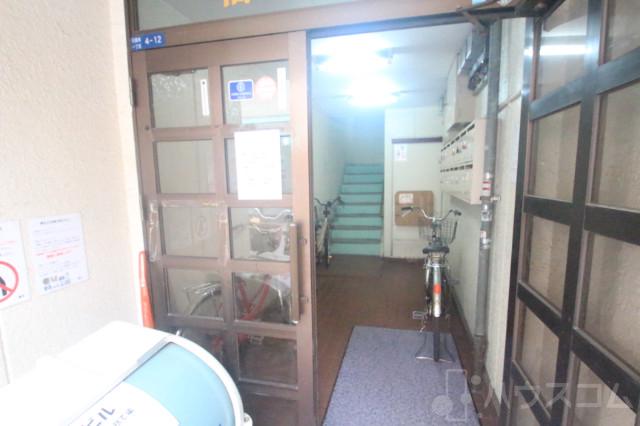 2/8 エントランス