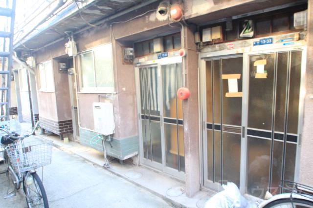 21/29 エントランス