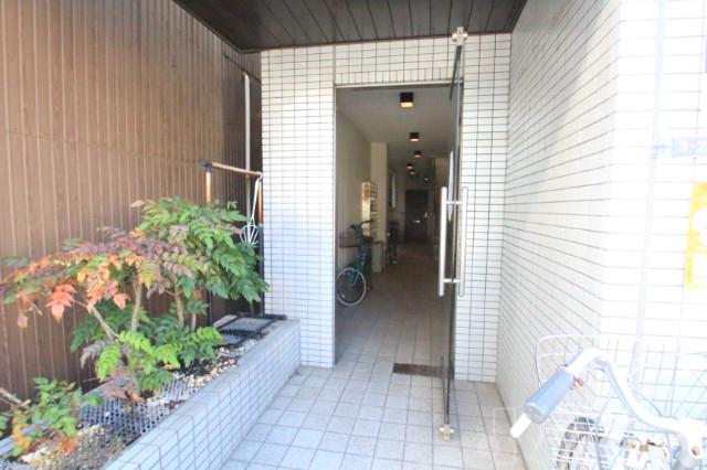 3/8 エントランス