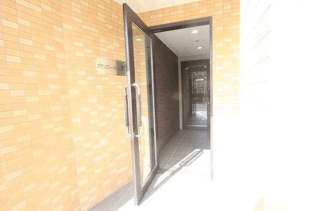 2/4 エントランス